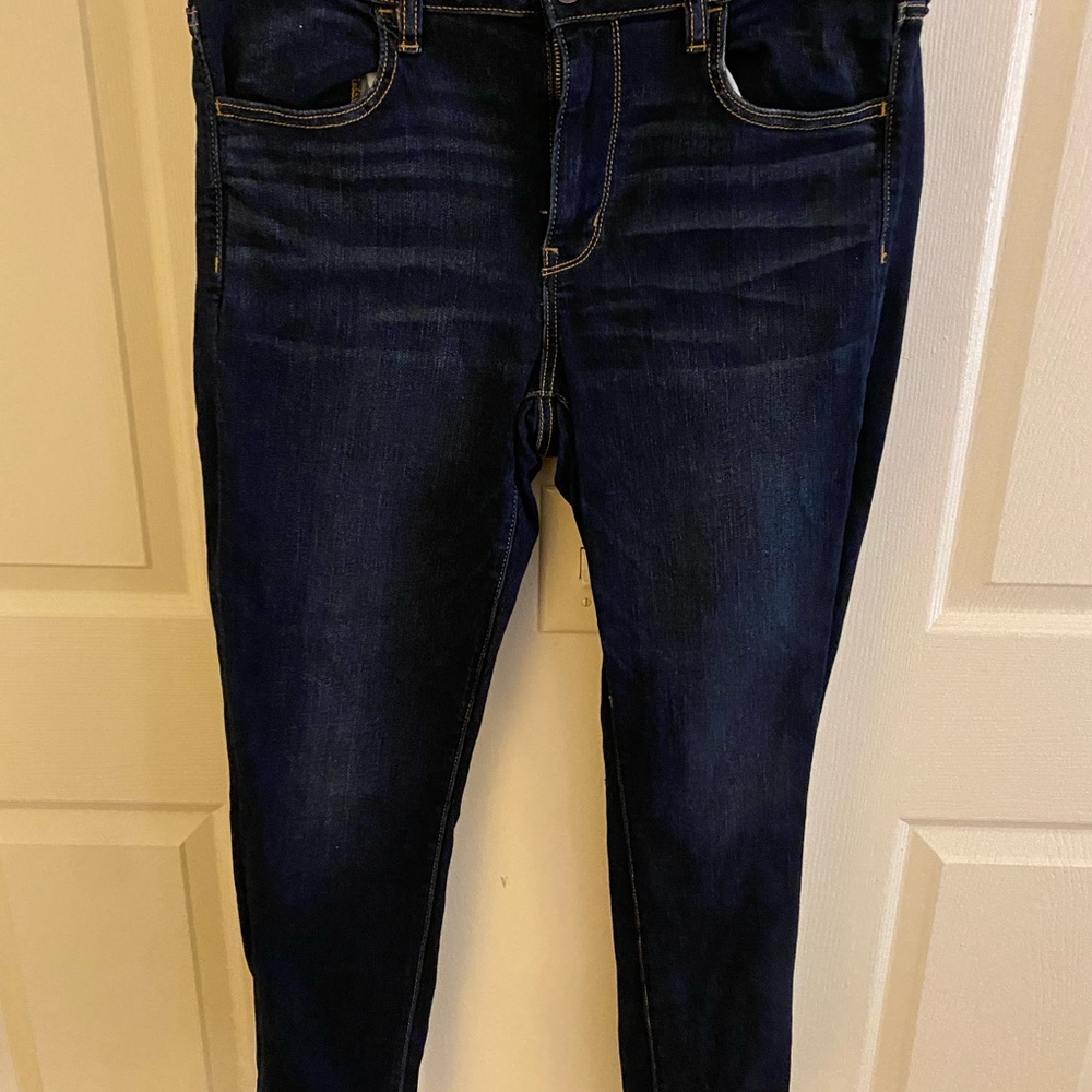 Woman’s American Eagle size 14